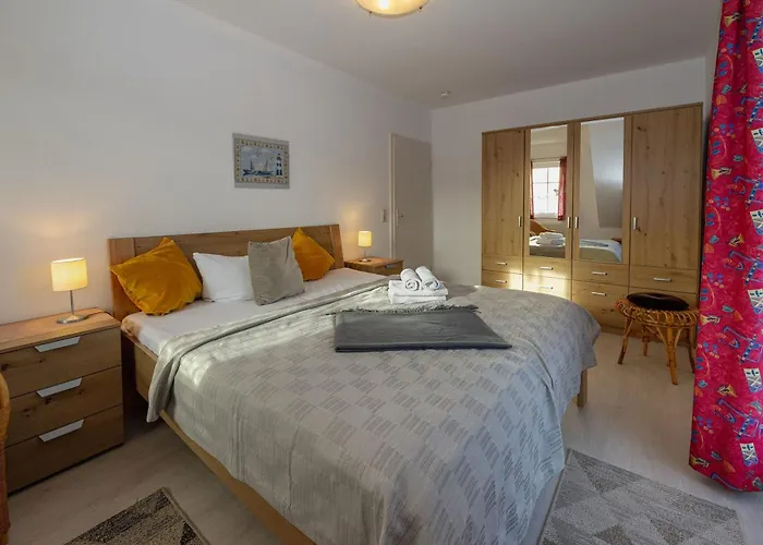 Reethaus Boddenblick In Alt Reddevitz - 4 *